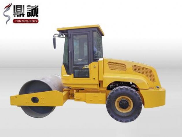 點(diǎn)擊查看詳細信息<br>標題：6噸單鋼輪振動(dòng)壓路機 閱讀次數：13611