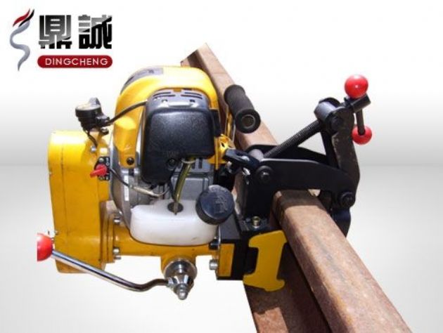 點(diǎn)擊查看詳細信息<br>標題：內燃鋼軌鉆孔機 閱讀次數：4884